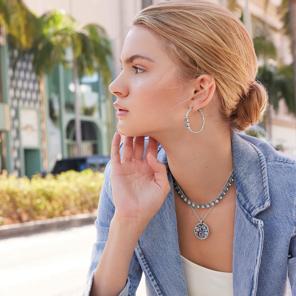 Model is wearing Brighton Halo necklace